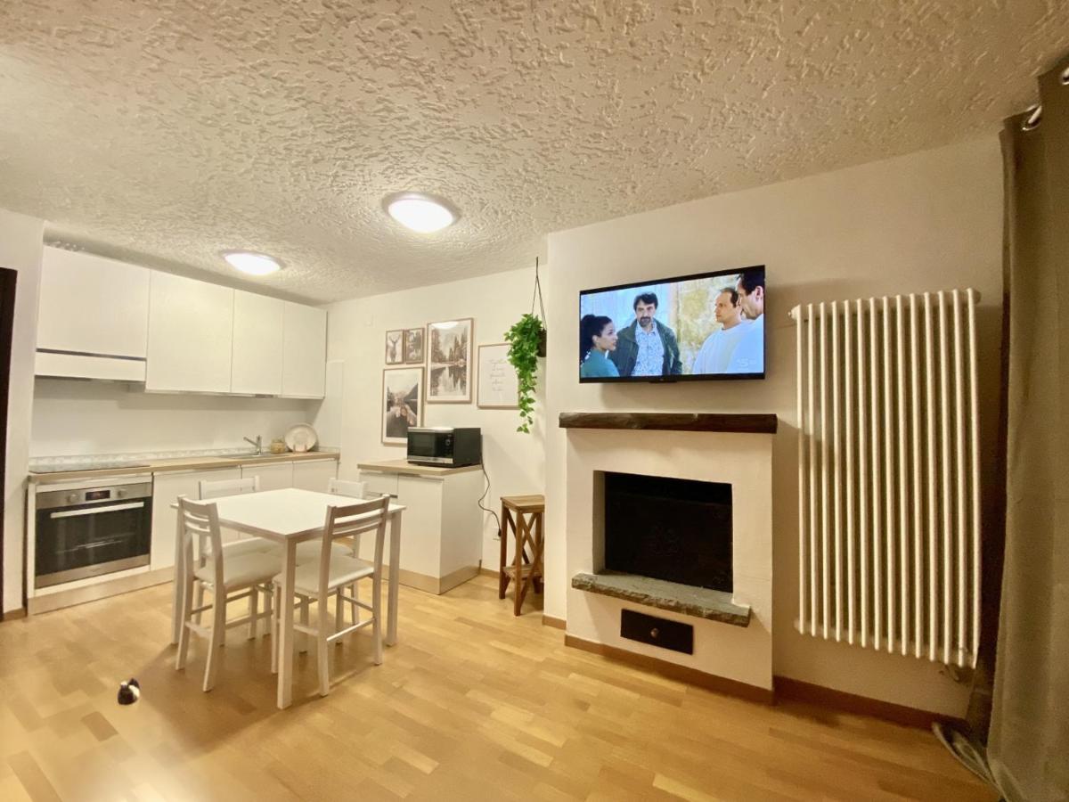 Apartmán La Finestra Sul Brenta Con Posto Auto Privato Al Centro Di Mad Di Campiglio Cipat O22233-At-O13262 Folgarida Exteriér fotografie