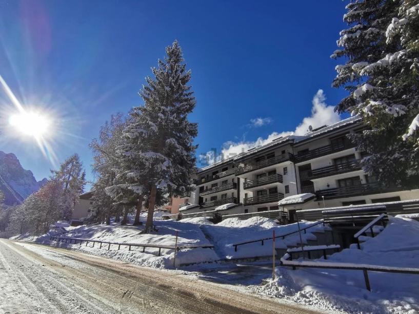 Apartmán La Finestra Sul Brenta Con Posto Auto Privato Al Centro Di Mad Di Campiglio Cipat O22233-At-O13262 Folgarida Exteriér fotografie