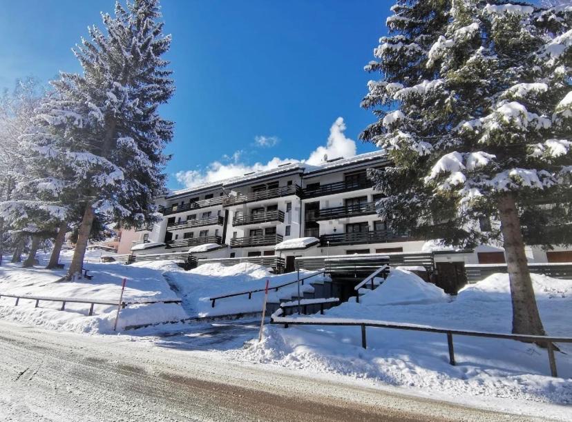 Apartmán La Finestra Sul Brenta Con Posto Auto Privato Al Centro Di Mad Di Campiglio Cipat O22233-At-O13262 Folgarida Exteriér fotografie